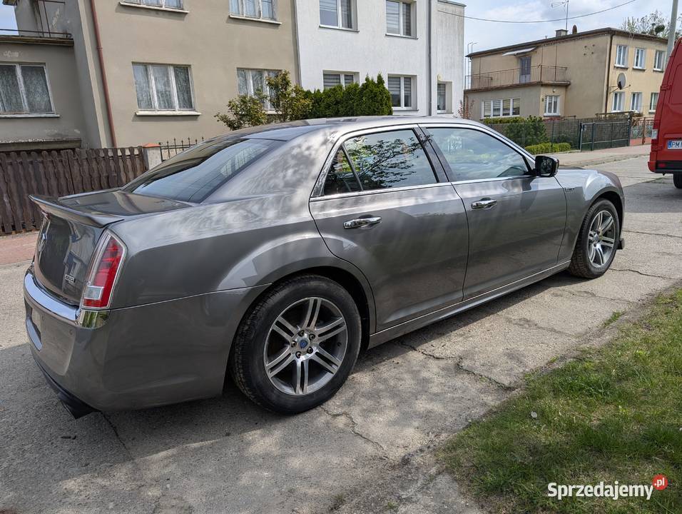 Ładna Lancia Thema w pakiecie SRT Opłacona automatyczna Międzychód sprzedam