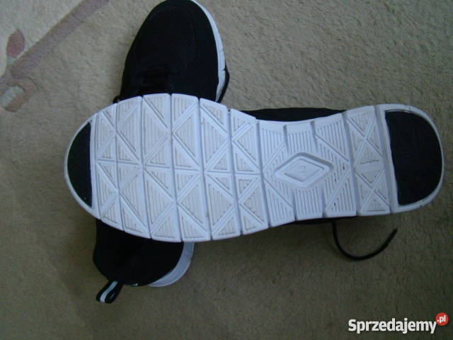 Buty sportowe VICTORY NOWE Z PARAGONEM 2 LATA czarny Reda sprzedam