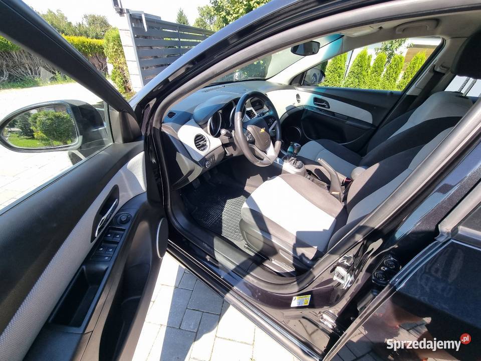 Chevolet Cruze 16 benzyna navi Sedan / Limuzyna sprzedam