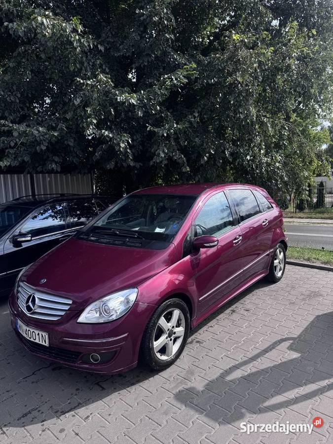 MercedesBenz B200