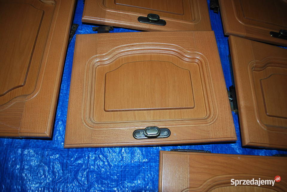 FRONTY SZAFEK PRZYCZEPA KEMPINGOWAKAMPER LMC Grzebowilk