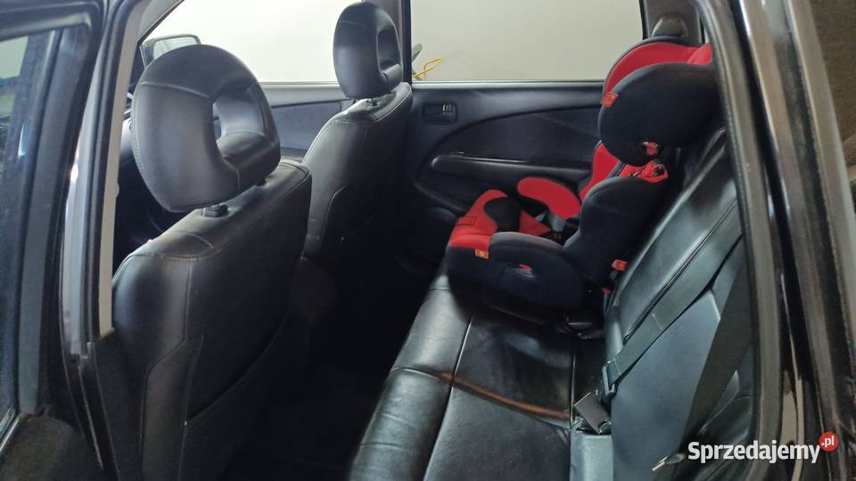 Mitsubishi Outlander 20 Benzyna LPG Dużo nowych