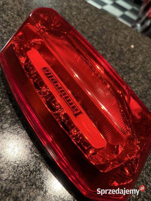LAMBRETTA LAMPA TYŁ KPL V125 V200 V50 Tył Nowa Poznań