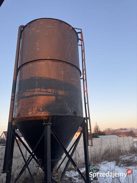 Węzeł betoniarski i prasa do bloczków betonowych Czerniewice