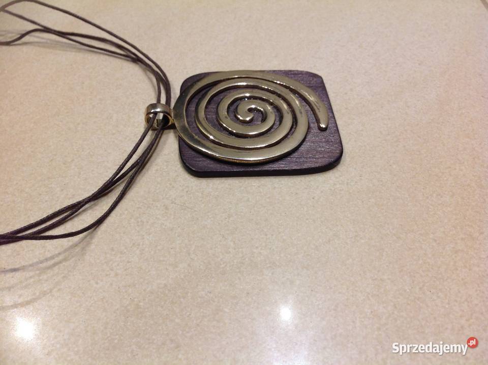 Naszyjnik Spirala Damski Drewno Metal Ozdoby Nowa Sól