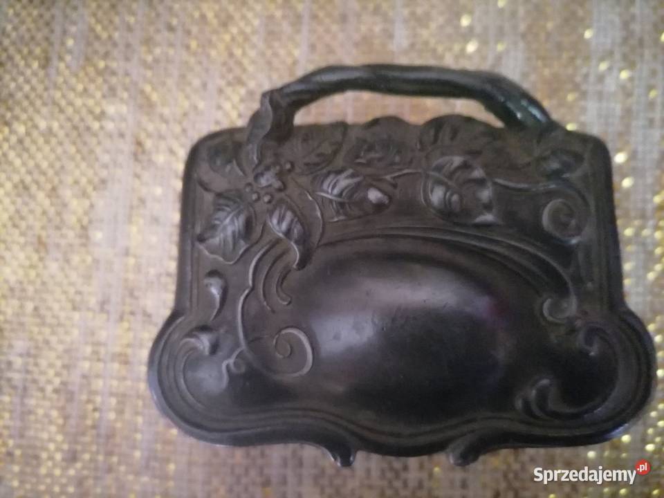 Stara szkatułka zdobiona ornamentami Antyki, Sztuka, Kolekcje Kraków sprzedam