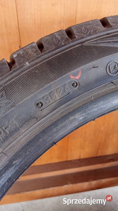 Opony zimowe 245 40 18 Sokołów Małopolski