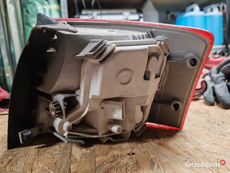 Lampy A4 B7 tył komplet Wielkie Oczy