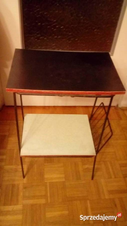 Stoli metalowy z gazetnikiem z okresu PRLu mazowieckie Warszawa