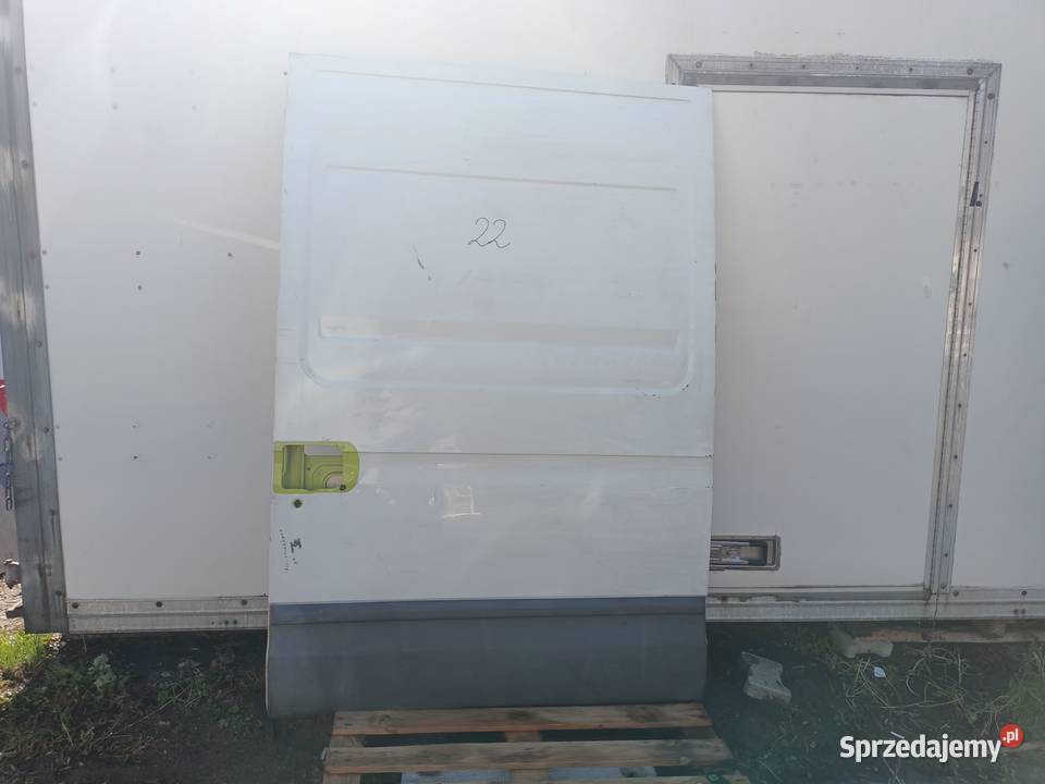 DRZWI LEWE BOCZNE BLASZAK IVECO DAILY 9914 22 dostawcze śląskie Bielsko-Biała