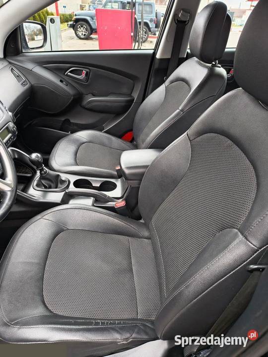 Hyundai ix35 17 CRDi Comfort 2WD 115 2014r diesel Oleśnica