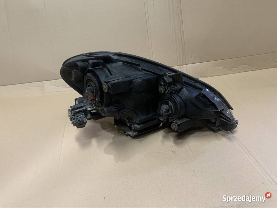 Reflektor lampa przód lewa prawa Toyota avensis Lampy przednie Szczecin