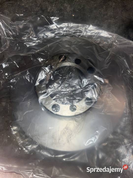 W123 hamulce tarczowe komplet nowe osobowe Pozostałe Nisko