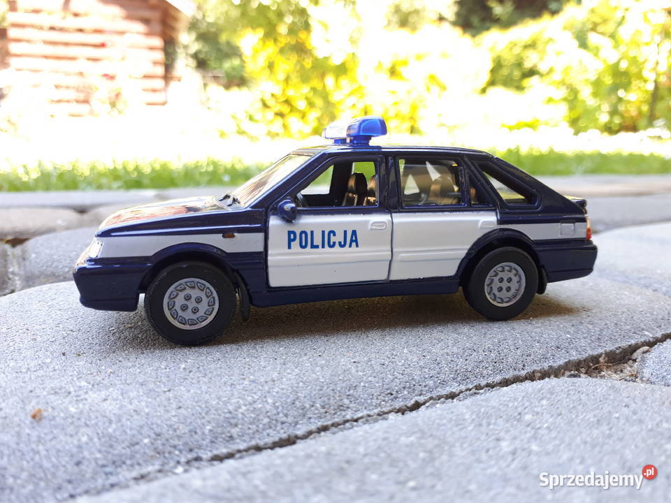 FSO Polonez Caro Plus Policja 134 czarne tablice Tywonia
