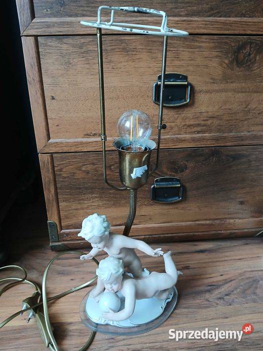 Stara lampka Schaubach Kunst 2 amorki z pilka Kraków