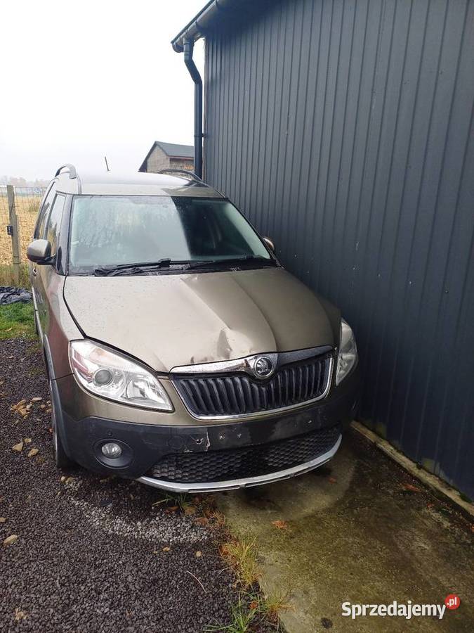 Na części Skoda Roomster Scout osobowe śląskie Żory