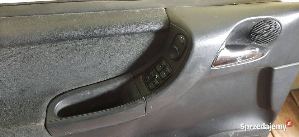 Boczek tapicerka drzwi Lewy przód Opel Zafira Włoszczowa sprzedam