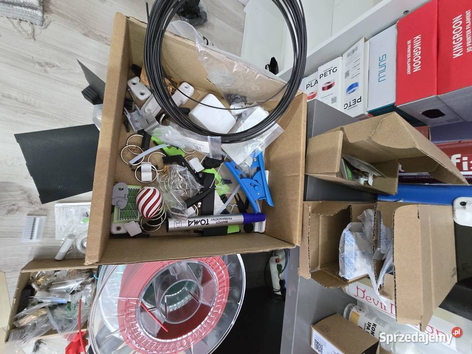 2 drukarki 3d bambu lab p1p anycubic kobra 3 z Pozostałe