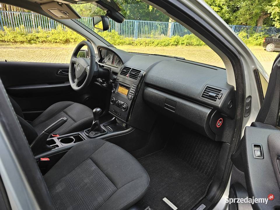 Mercedes AKlasa A160 BlueEFFICIENCY Klima Alu czujnik zmierzchu Łódź