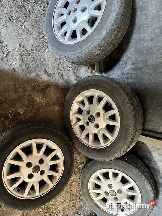 Koła 15 Nissan Almeria Primera tida notę podlaskie Wysokie Mazowieckie