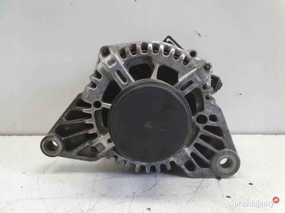 Hyundai i20 14 CRDI ALTERNATOR 373002A050 valeo Janów