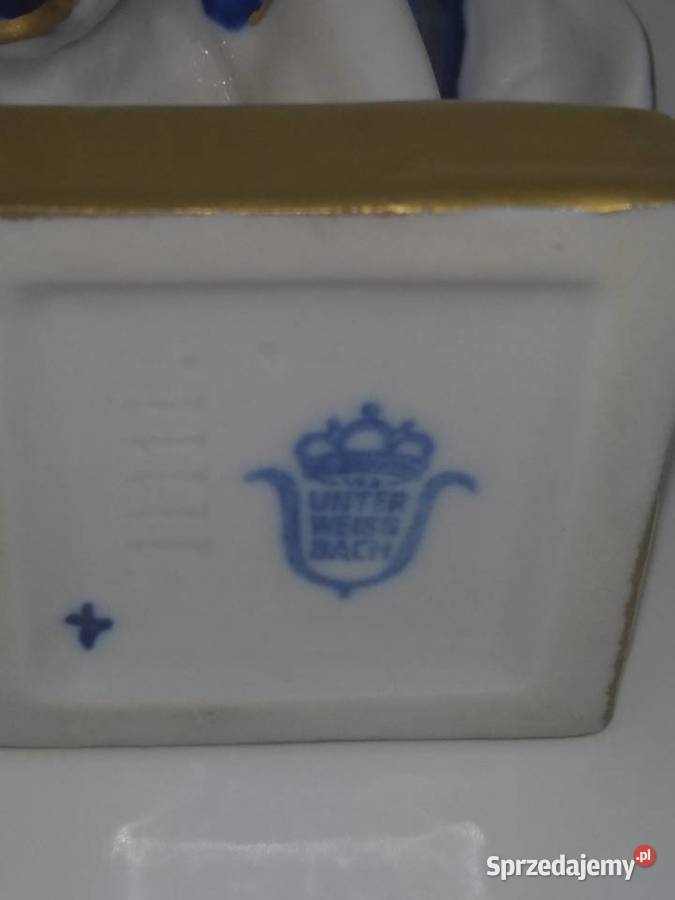 Figurka porcelanowa Chłopiec z gruszkami Radom