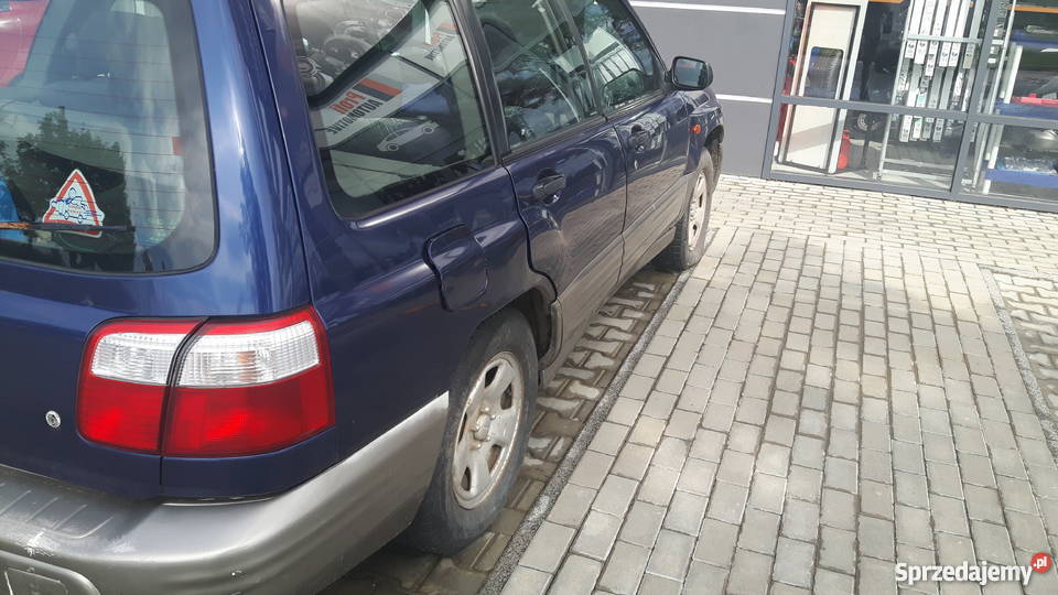 Subaru Forester po kolizji Olsztyn Sprzedajemy.pl