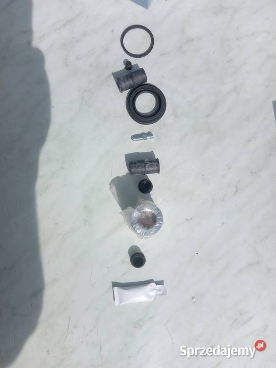 2 sztuki ERT 401436 zestaw naprawczy hamulców osobowe Zestawy naprawcze dolnośląskie Wrocław