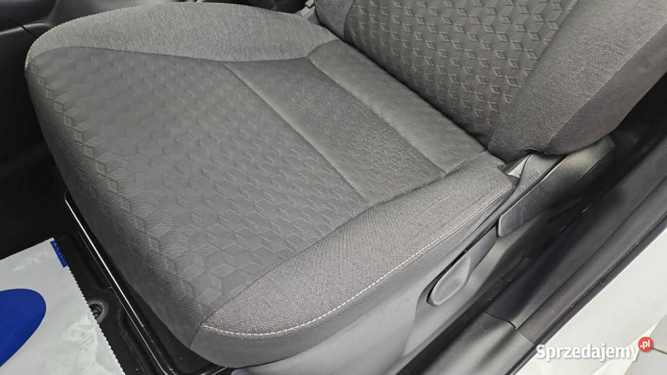 Toyota Yaris 15 Comfort Z Polskiego Salonu Warszawa