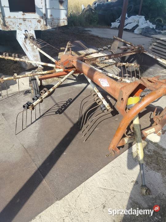 Zgrabiarka Kuhn GA 300 GM Plecka Dąbrowa sprzedam