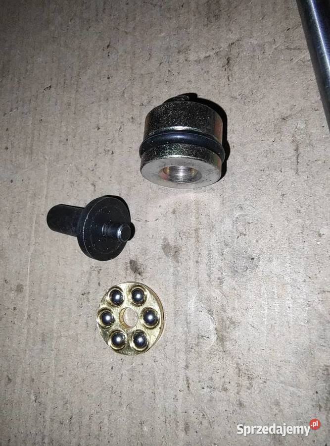 Popychacz sprzęgłowy skrzyni biegów że wstecznym