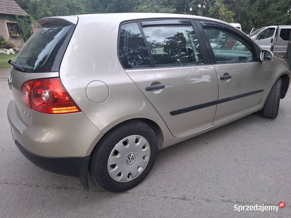 Vw golf 5 ładny doinwestowany Golf dolnośląskie Ząbkowice Śląskie sprzedam