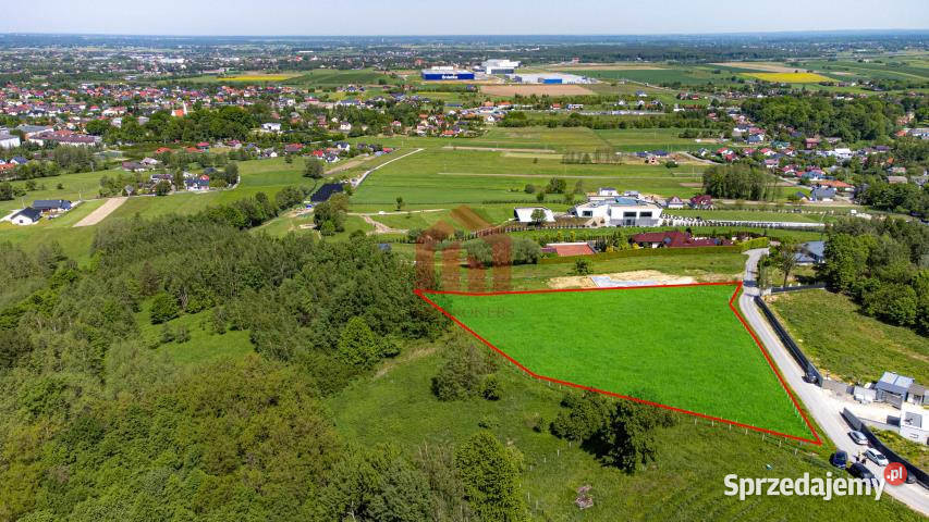 sprzedaży gruntu 7200m2 Zawada