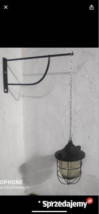 ładna lampa czarna typ LA 63 dł łańcucha 53