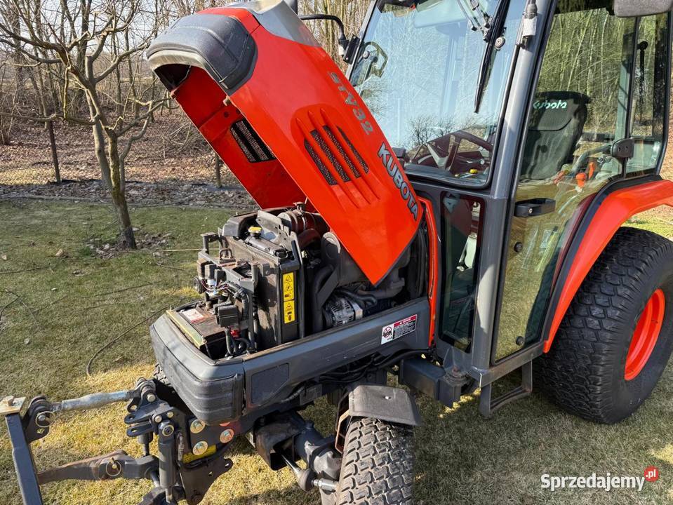 Kubota STV 4x4 ciągnik traktor komunalny Częstochowa