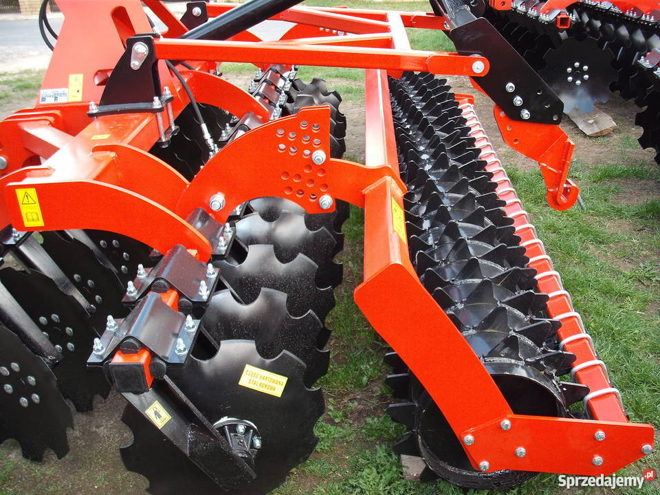 Aregat uprawowosiewny AGRO BARTONA PRODUCENT nieuszkodzony