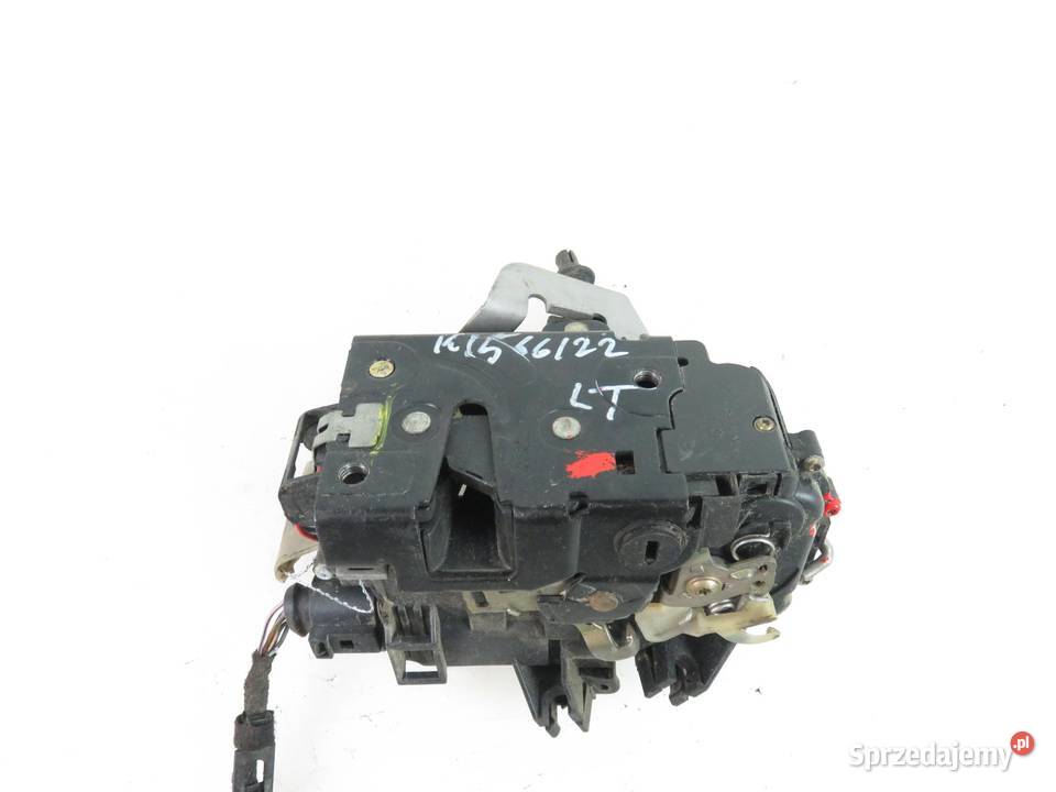 ZAMEK LEWY TYLNY AUDI A6 C5 4B0839015G małopolskie