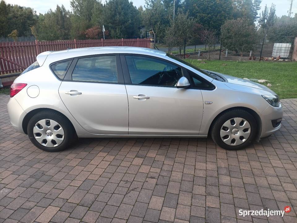 Astra J bezwypadkowy LPG 14 120