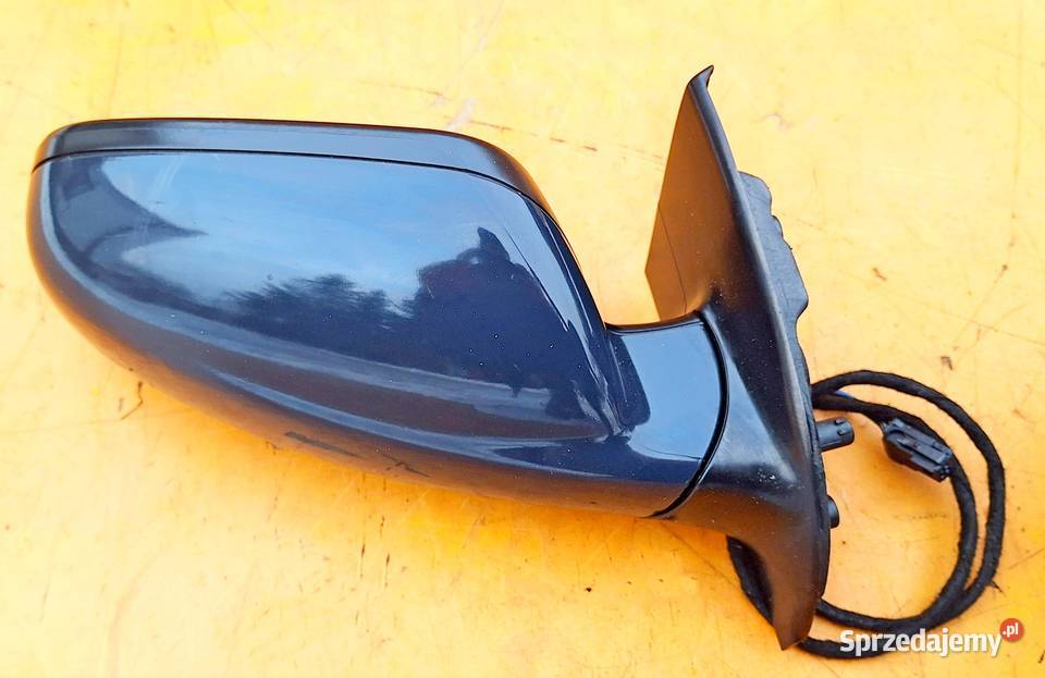 PEUGEOT 307 LUSTERKO PRAWE LAKIER KTGA 6 pin Lusterka zewnętrzne Karoseria sprzedam