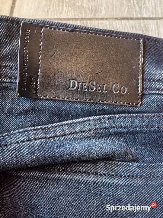 Spodnie jeans Bukowno