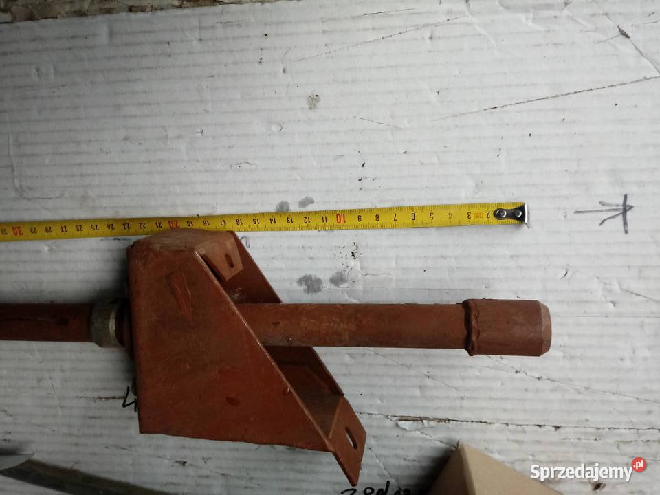 Korba wieszaka PRAWEGO Ursus 9021224 PRL ZM Warszawa