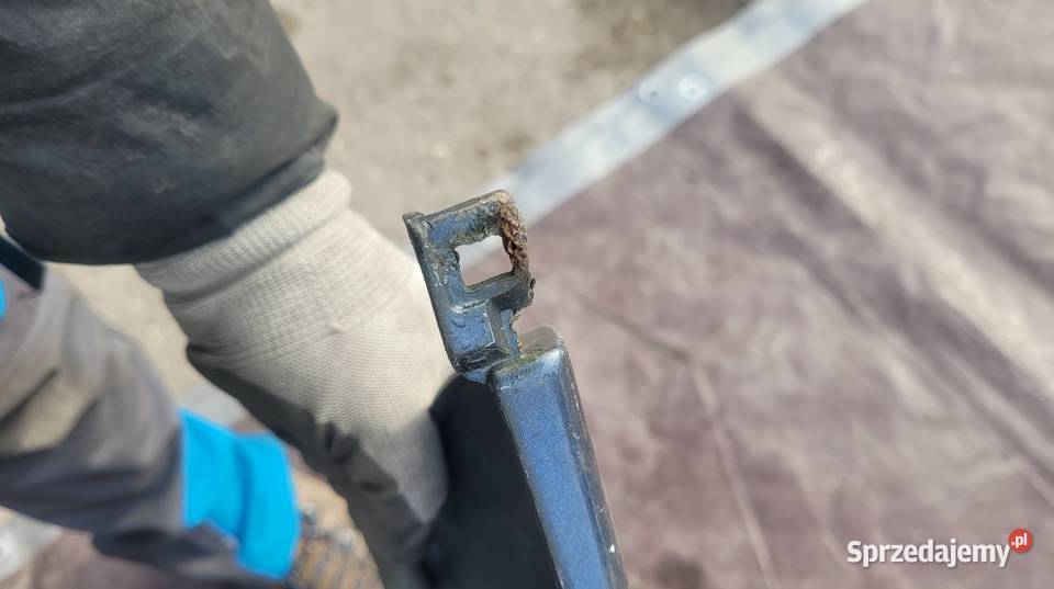 TOYOTA YARIS I 1 LIFT ZDERZAK PRZÓD PRZEDNI osobowe Ruda Śląska