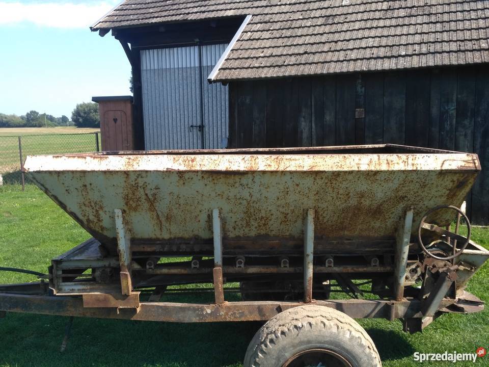 Rozsiewacz wapna RNP RCW 15 t Kępa Lubawska