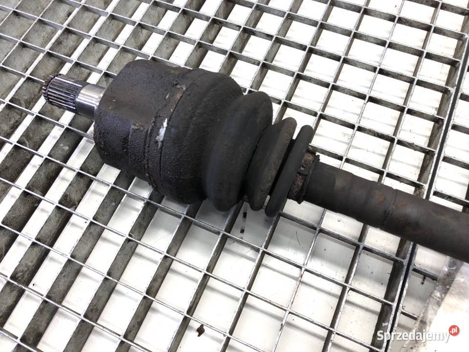 PÓŁOŚ LEWY PRZÓD HYUNDAI TRAJET 27 173 9908 osobowe Półosie sprzedam