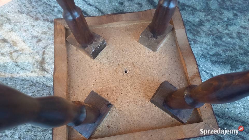 Stolik drewniany z płytkami ceramicznymi Gawroniec sprzedam