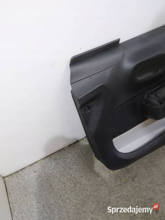 TAPICERKA BOCZEK LEWY PRAWY PRZÓD KPL Citroen C3 sprzedam