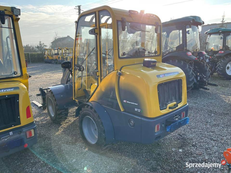Nowa ładowarka przegubowa EUROTRAC W12S osprzęt