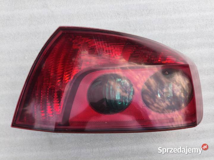 Lampa Prawy Tył Tylna Prawa Peugeot 407 Sedan Wyszków