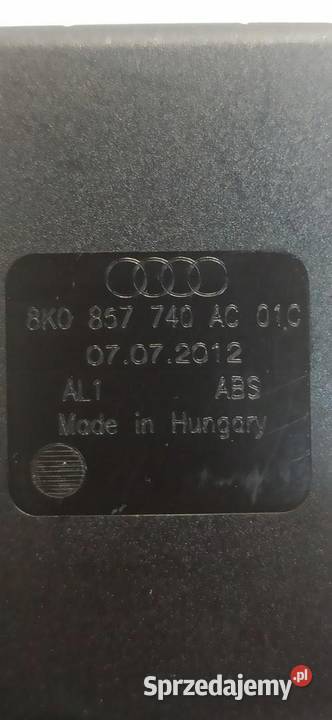 AUDI A5 8T ZAPINKA PASA TYŁ 8K0857740AC Części samochodowe