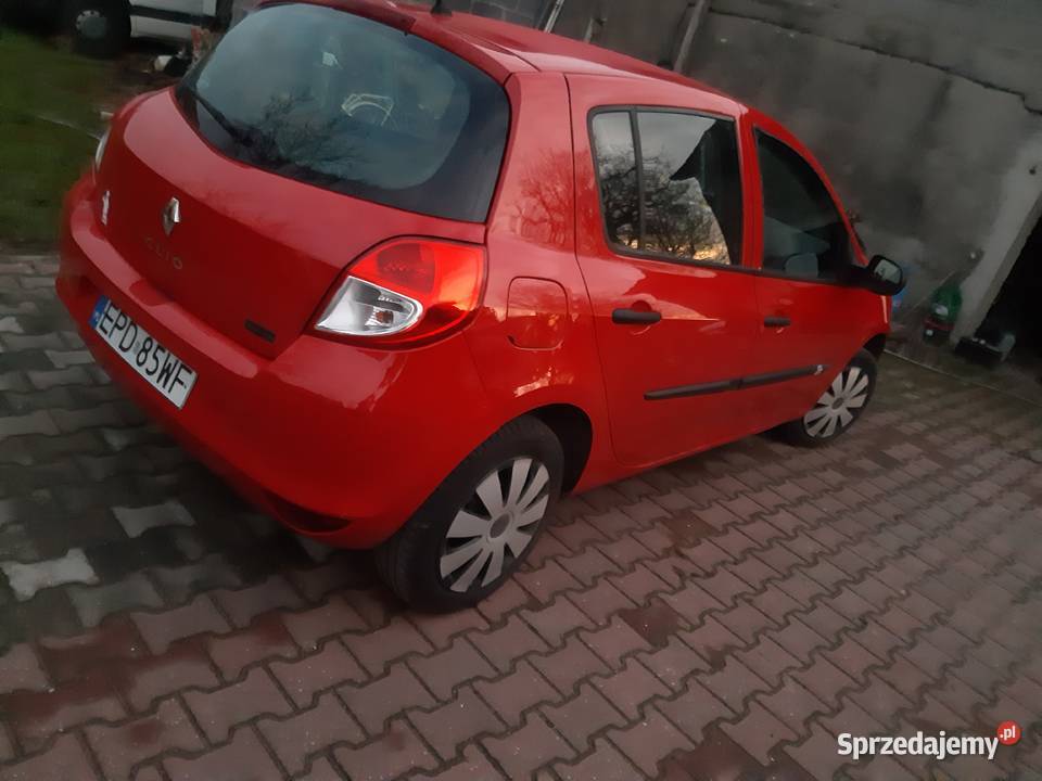 samochod osobowy clio Clio łódzkie Biernacice sprzedam